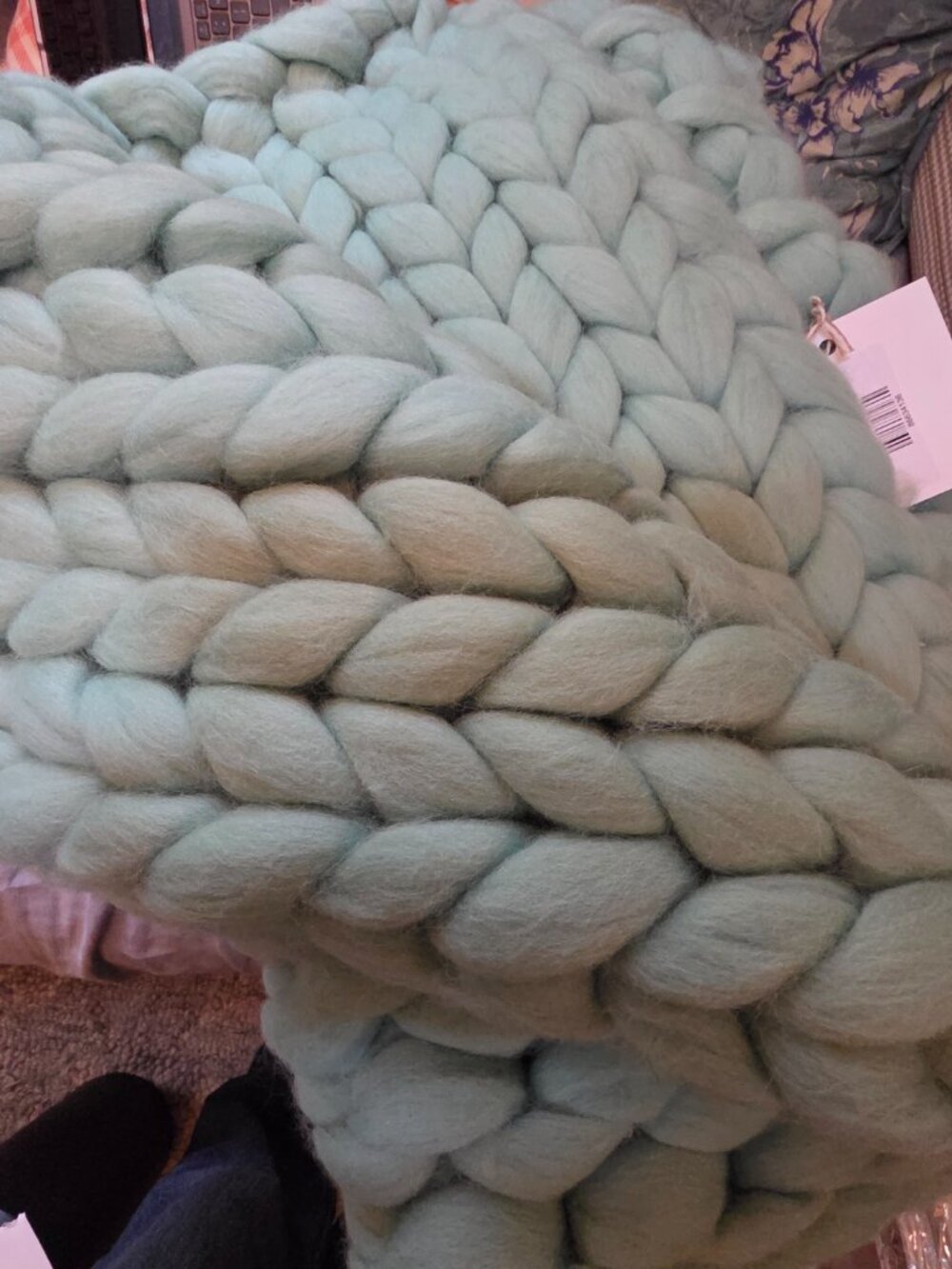 Merino Wool Throw - Picture 2 of 3